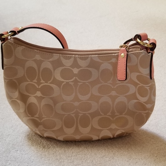 Coach purse - Picture 2 of 8